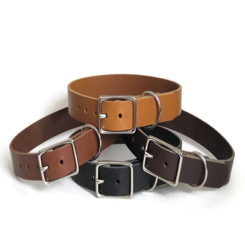 LEATHER DOG COLLAR